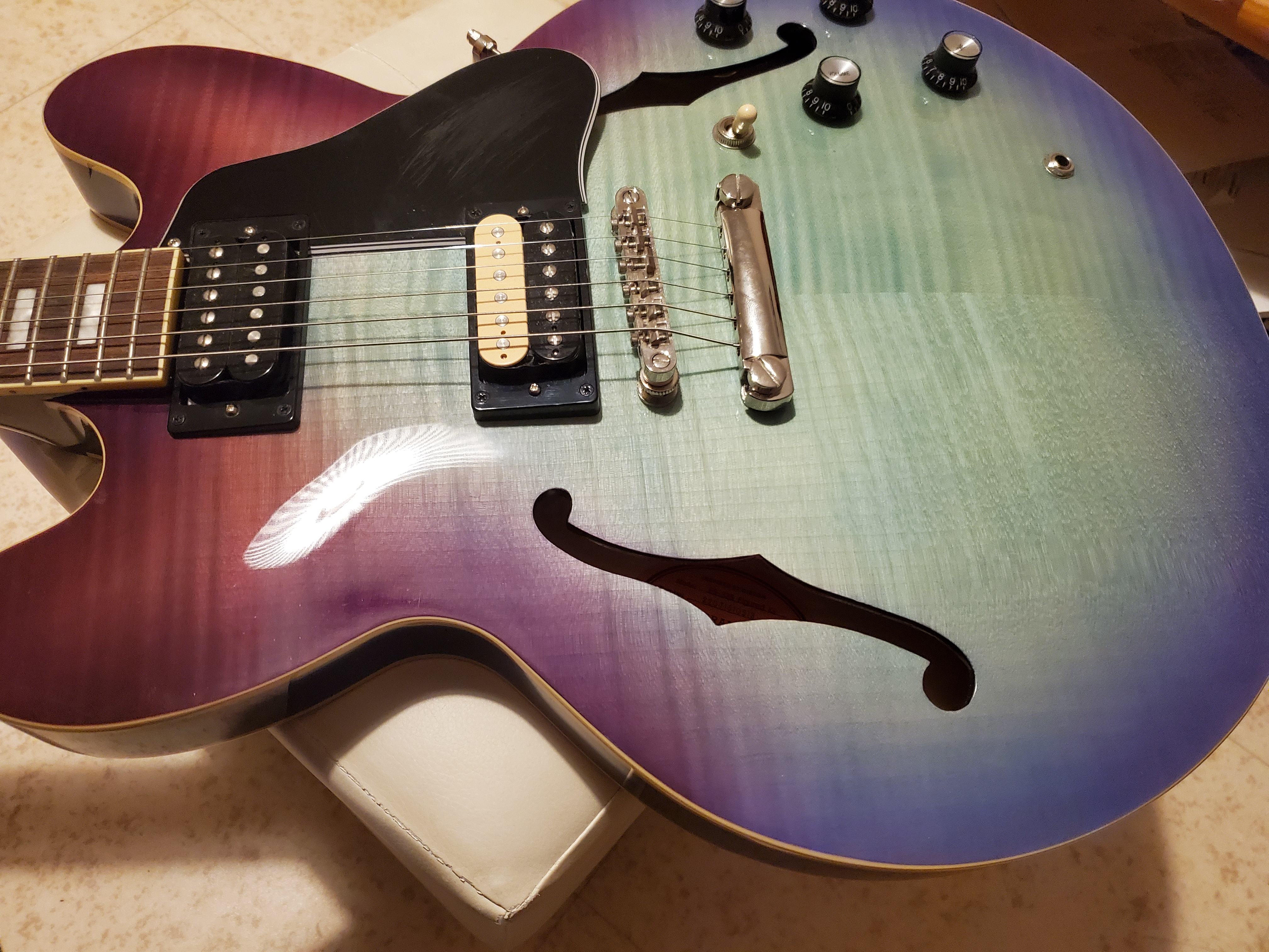 Vends EPIPHONE es 335 inspired by Gibson Upgradée