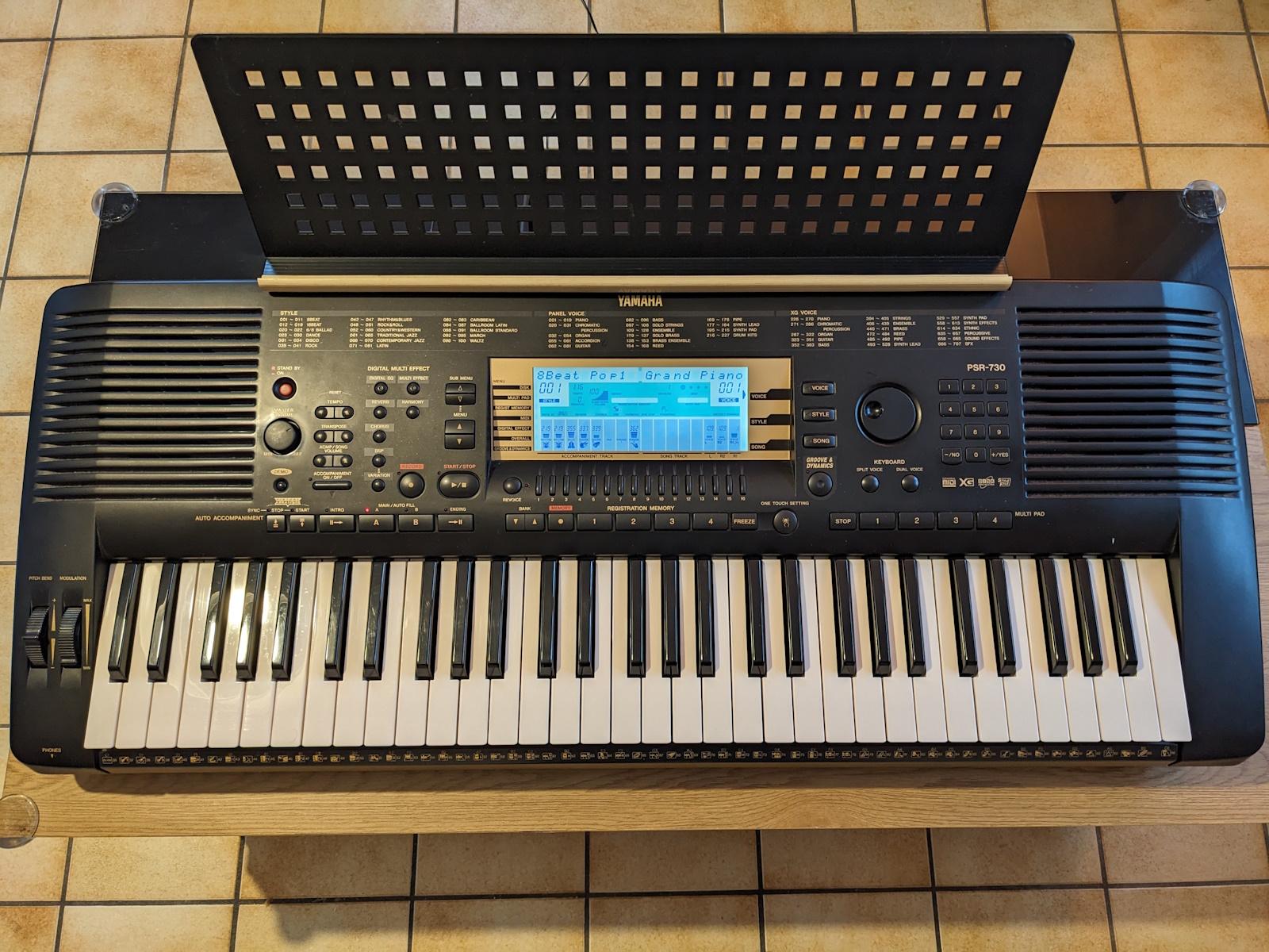 Pictures and images Yamaha PSR-730 - Audiofanzine