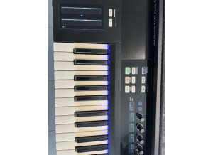 Native Instruments Komplete Kontrol S49 (67243)