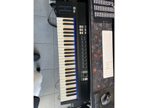 Native Instruments Komplete Kontrol S49 (37568)