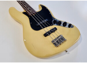 Fender Deluxe Active Jazz Bass (2004) (38215)