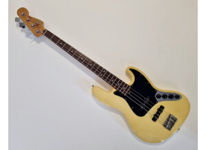 Fender Deluxe Active Jazz Bass (2004) (38240)