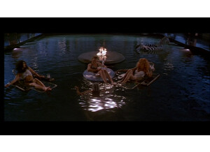 sorcieres-d-eastwick-piscine