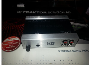 Native Instruments Traktor Scratch A6 (13932)
