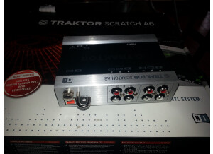 Native Instruments Traktor Scratch A6 (60975)