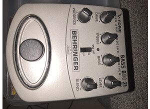 Behringer V-Tone Bass BDI21