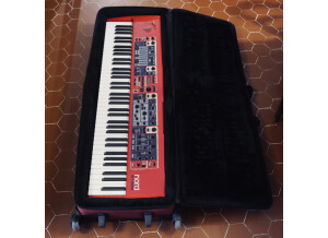 Clavia Nord Stage 76