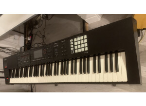 Roland FA-08