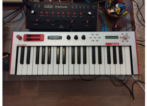 Alesis Micron (7475)