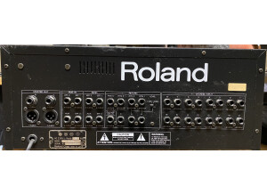 Roland M-160 (57035)