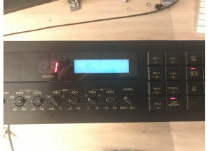 Yamaha REV7 (83501)