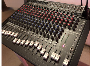 Mackie CR1604 (77974)