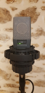 Akg 4141 Front Akg 4141 Front