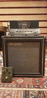 Bass Ampeg Bass Ampeg
