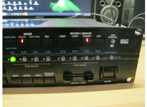 Roland XV-3080 (24808)