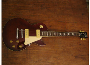 Custom77 London Burning CS3 P77 walnut (94590)