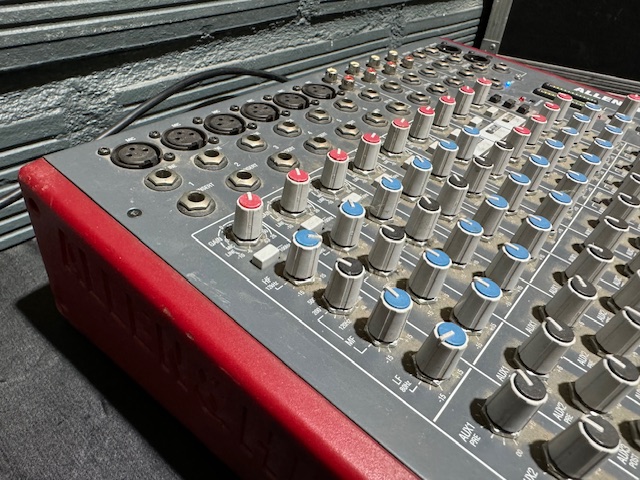 Allen & Heath ZED-14 (45342)