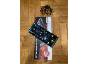 Native Instruments Traktor Kontrol Z1 (21725)