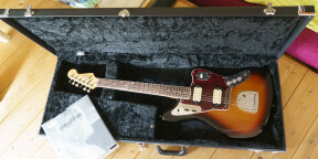 Vends Guitare Fender Jaguar Kurt Cobain