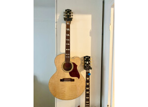 Gibson J-185 Original