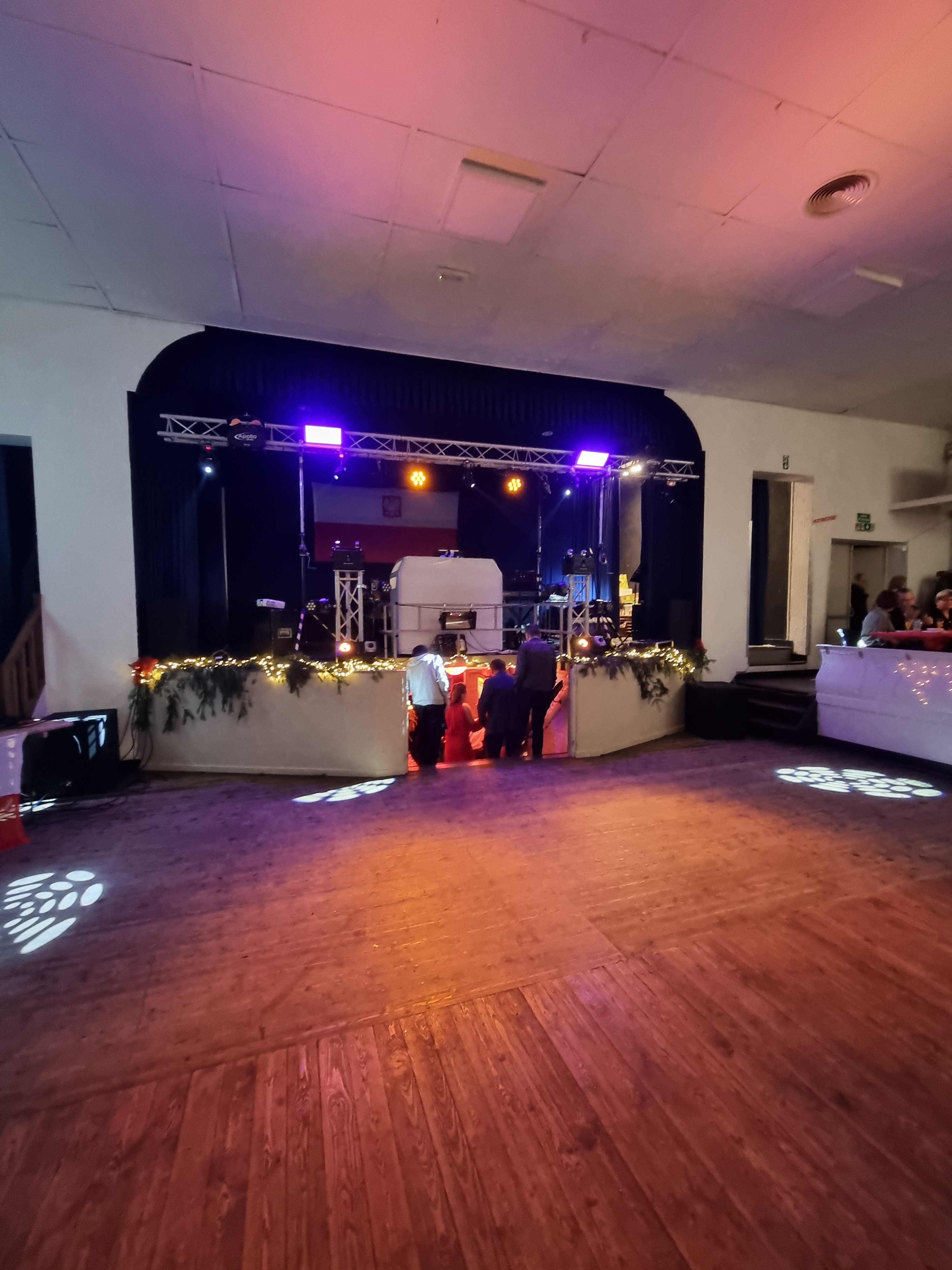 Shehds LED 200W RGB Marquee Strobe Light