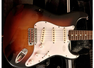 2 Fender Squier 1982 JV62 936
