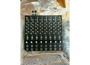 SOMA laboratory Ornament-8 (17627)