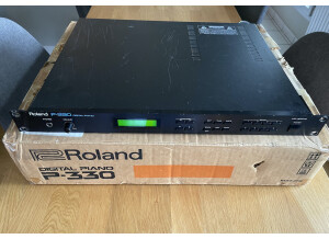 Roland P-330 (59114)