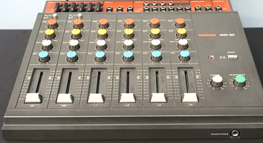 Tascam MM 20