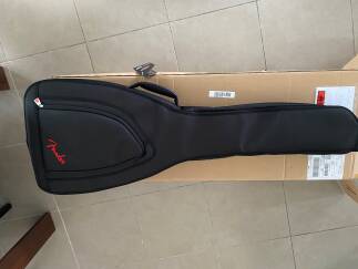 Fender Kingman Bass (2018)