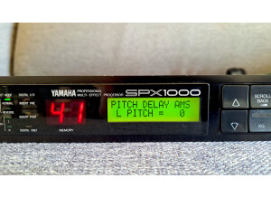 Yamaha SPX1000 (31767)