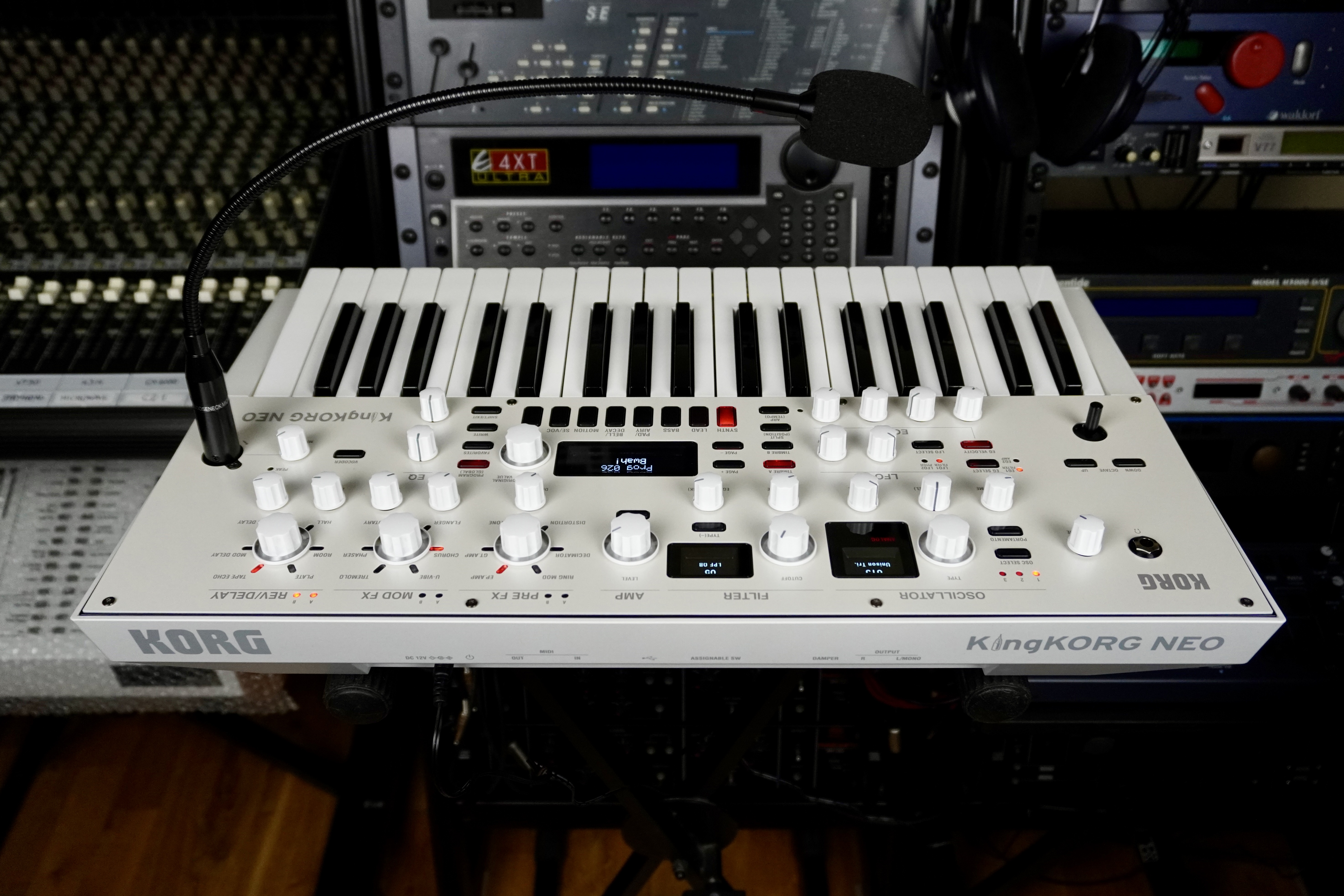 KingKorg NEO 2tof 12 arri&egrave;re haut