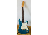 Vends Fender Classic Player 60's Stratocaster Lake Placid Blue