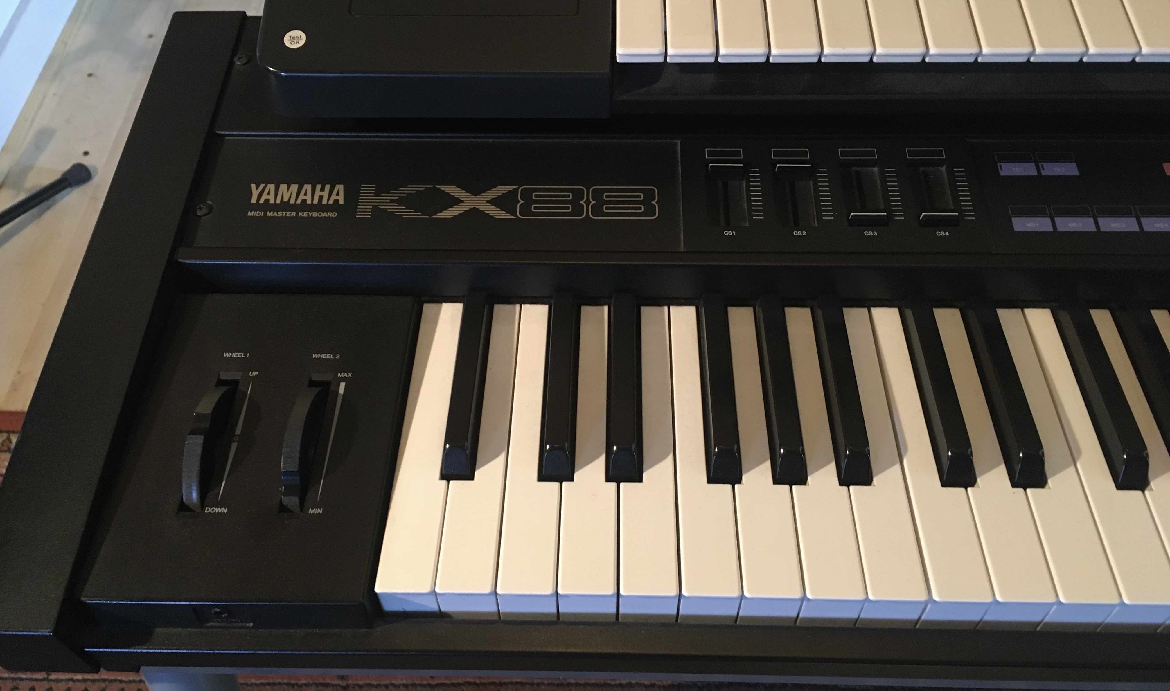 YAMAHA KX88 Master keyboard Unique!