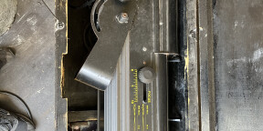 vend poursuite PSL 1200W HMI avec changeur de couleur en flight case.