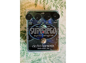 Electro-Harmonix Superego