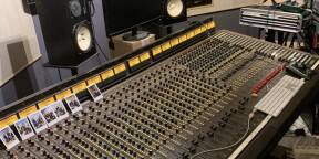 Vends Soundcraft 2400