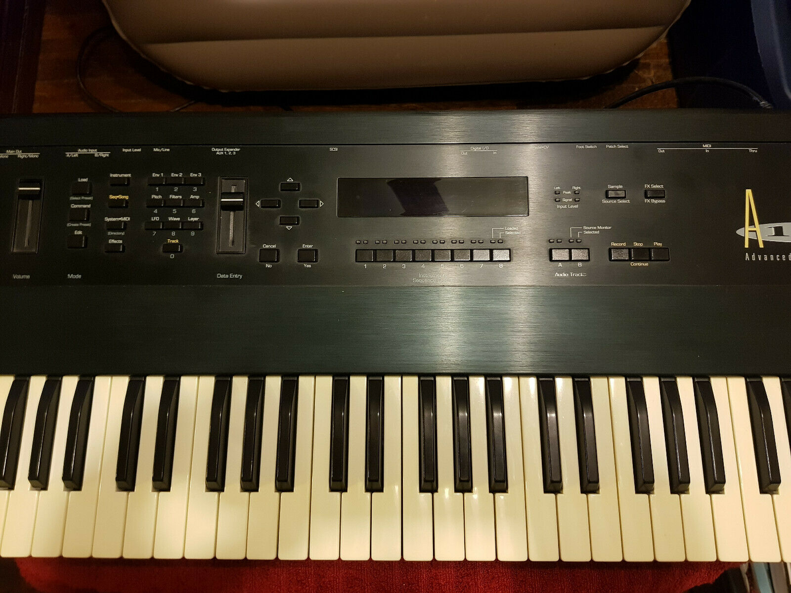 Vends clavier Ensoniq ASR-10 + SCSI + Case