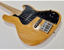 Fender Marcus Miller Jazz Bass (73407)