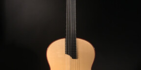 A VENDRE guitare nylon de luthière "Borlesca" 