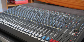 Table de mixage Soundcraft K1 24 voies