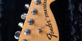 vends Guitare Fender Stratocaster The Edge