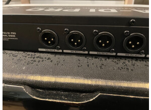 Behringer DI800 V2 (12333)