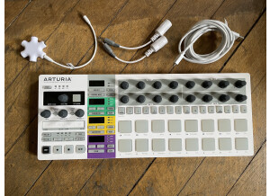 Arturia BeatStep Pro (47435)