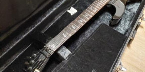 Ltd KH 602 Kirk Hammett, upgradée avec kit emg James Hetfield ainsi qu’un tremblocker et un dtuna