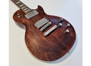 Gibson Les Paul Studio Faded 2011 (2561)