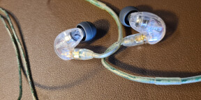 Shure SE215 ecouteurs monitoring in ear monitoring