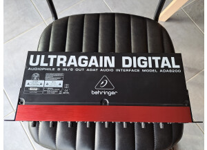 Behringer Ultragain Digital ADA8200 (46109)