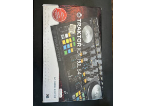 Native Instruments Traktor Kontrol S4 (71125)