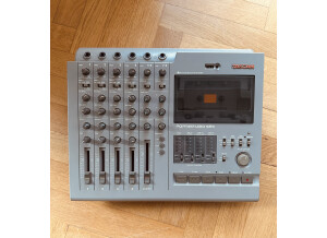 Tascam Portastudio 424